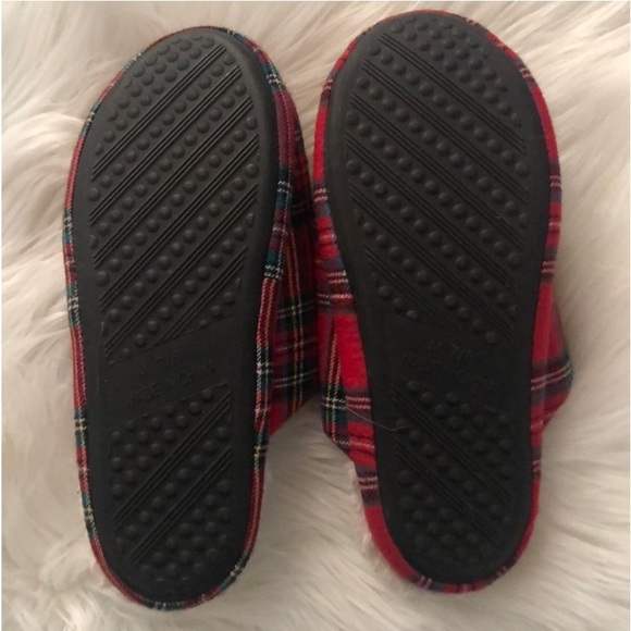 Christmas Plaid Slippers - Picture 2 of 4